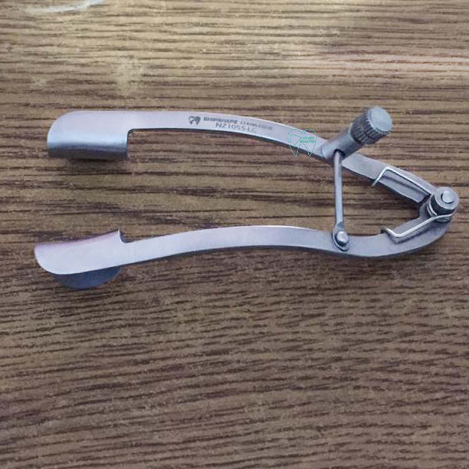 LANCASTER EYE LID SPECULUM 3,25" RETRACTOR OPHTHALMOLOGY SURGICAL ENT VETERINARY 1055LC-1712 LANCASTER EYE LID SPECULUM 3,25" RETRACTOR OPHTHALMOLOGY SURGICAL ENT VETERINARY 1055LC-1712